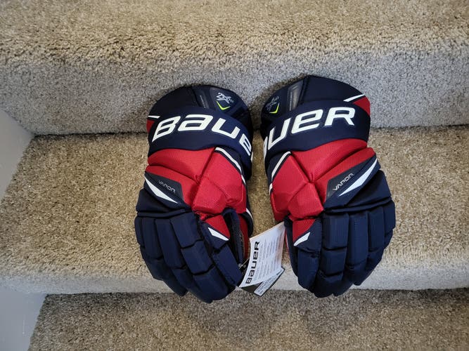 New Bauer Vapor 2X Pro Gloves 15"