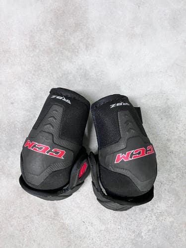 Lightly Used Medium CCM  RBZ 130 Elbow Pads