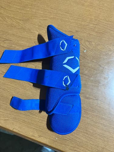 Used Senior EvoShield Shin Guards