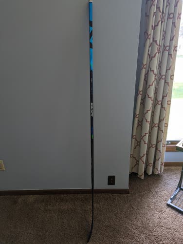 Used Senior Bauer Left Hand Nexus Geo Hockey Stick P28 Pro Stock