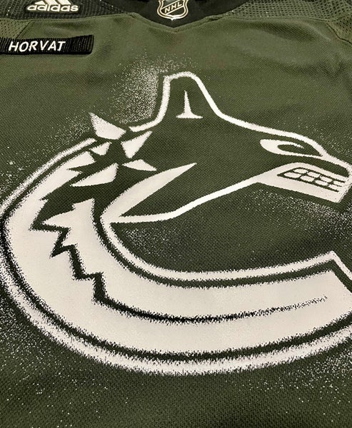 VANCOUVER CANUCKS size 50 Medium Prime Green Adidas NHL Authentic Hockey  Jersey