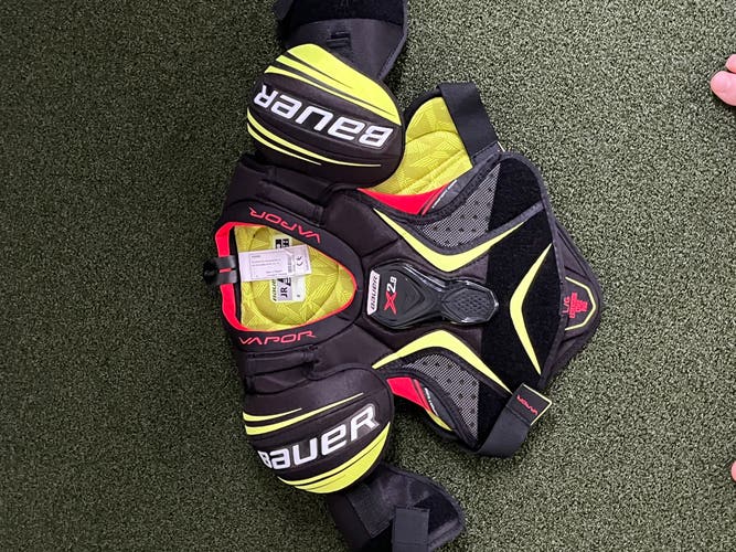 New Bauer Vapor x2.9 Shoulder Pads JUNIOR LARGE