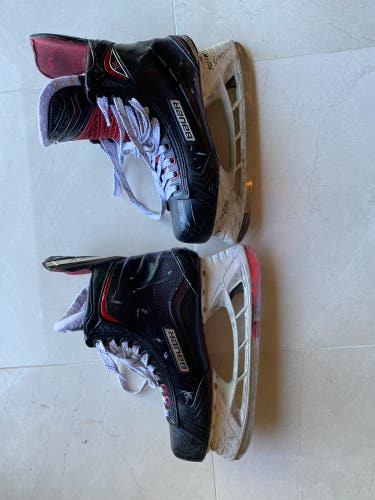 Used Bauer Regular Width  Size 10 Vapor 1X Hockey Skates
