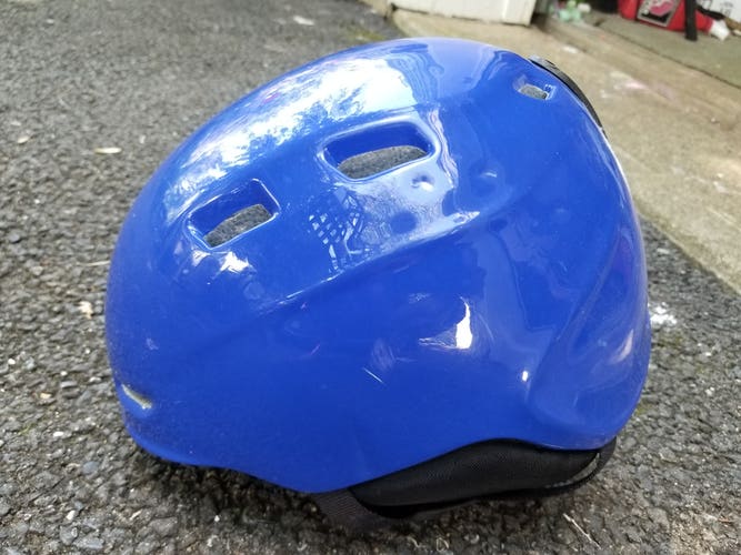 Used Unisex Small Zoom Helmet