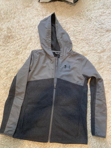 Gray Used Youth XL Under Armour Jacket