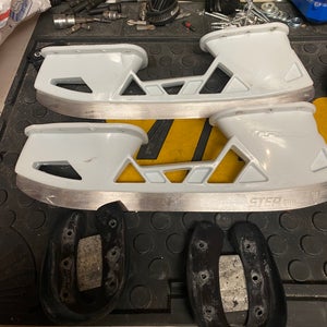 Step VH True holder/steel 254