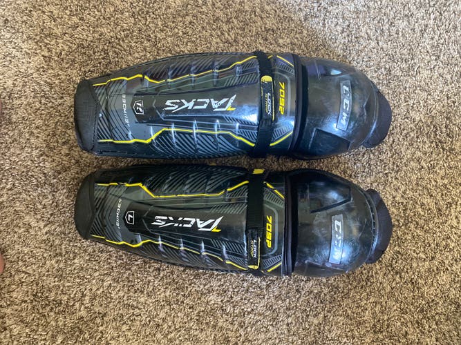 CCM Tacks 7092 Shin Pads