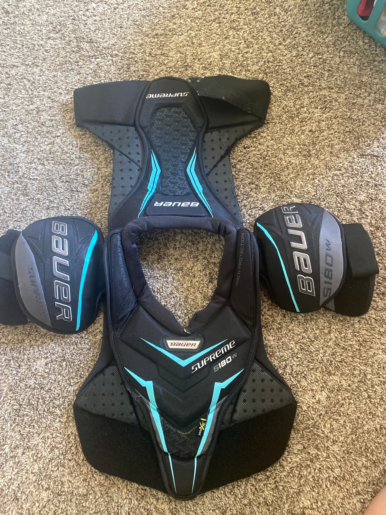 Bauer Supreme S180 Women's Hockey Shoulder Pads – Proshop