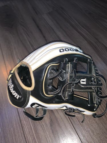 Wilson A2000 11.5 Rare Color Way!