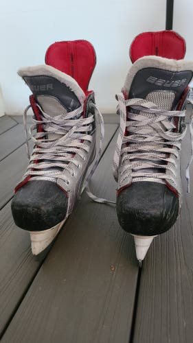 Used Bauer Vapor x4.0 Hockey Skates Regular Width Size 5