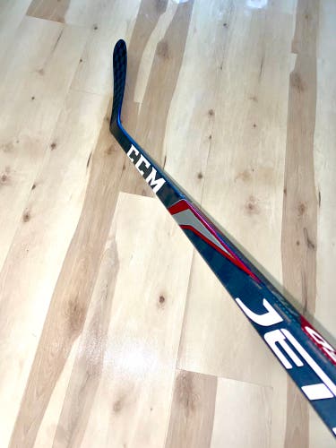 Senior Right Handed Pro Stock CCM JetSpeed FT2 Hockey Stick P29 Pattern 80 Flex