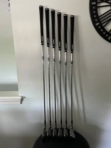MENS Used Wilson Right Handed Tour RX 431 SS Iron Set Regular Flex 6 Pieces Steel Shaft