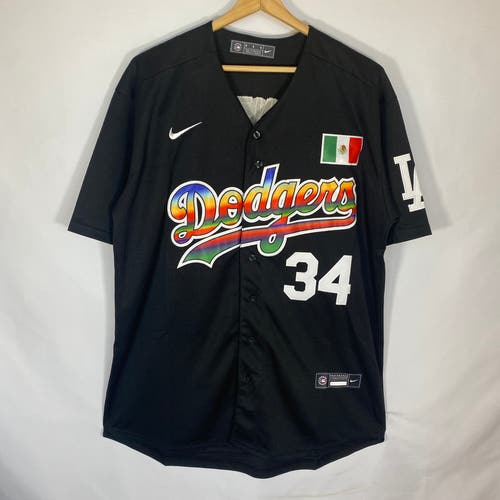 Dodgers Valenzuela sarape letters