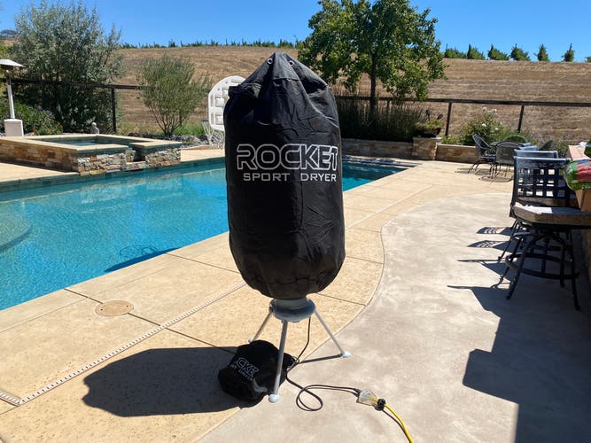 Rocket sports dryer
