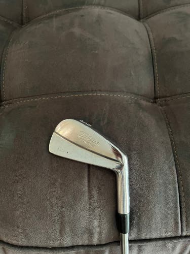 Titleist 690 MB 3 Iron
