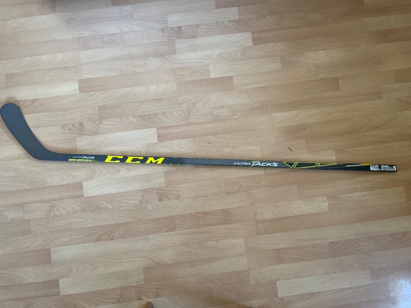 Brand New Senior Right Handed P19 Pro Stock Ultra Tacks Hockey Stick