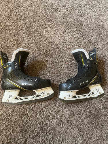 Used CCM Regular Width  Size 4.5 Super Tacks AS1 Hockey Skates