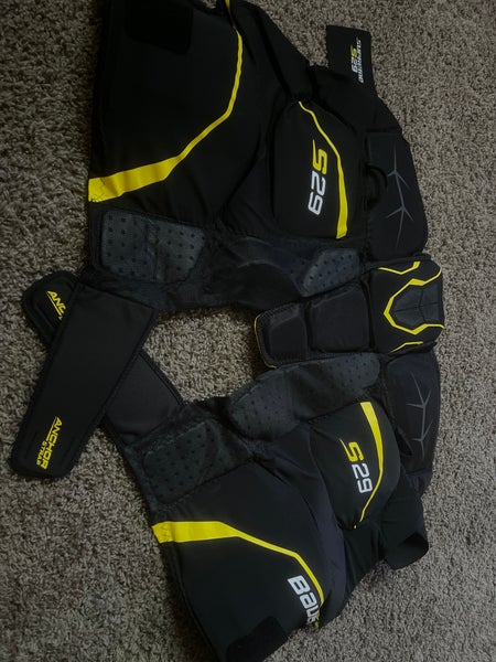 Junior Large Bauer Supreme S29 Hockey Pants