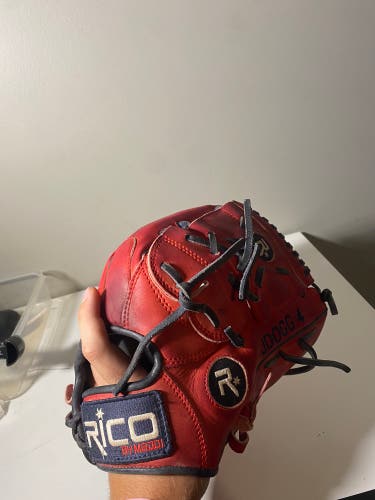 Rico Pitcher's 11.75" Baseball Glove