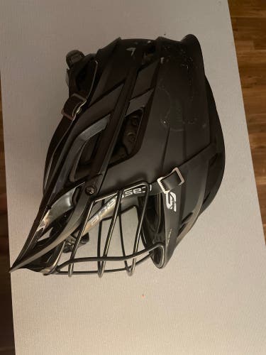 Used Player's Cascade S Helmet
