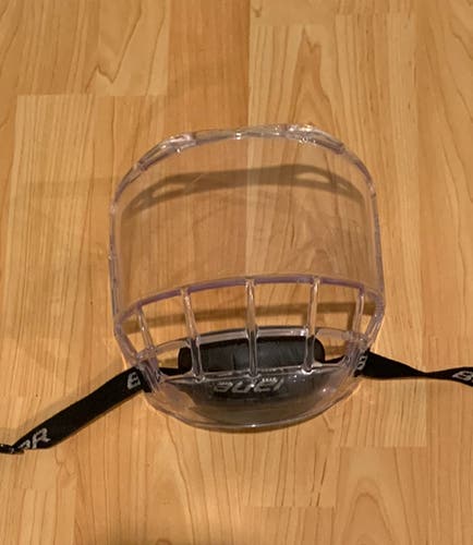 Bauer Concept 3 Full Shield Senior used