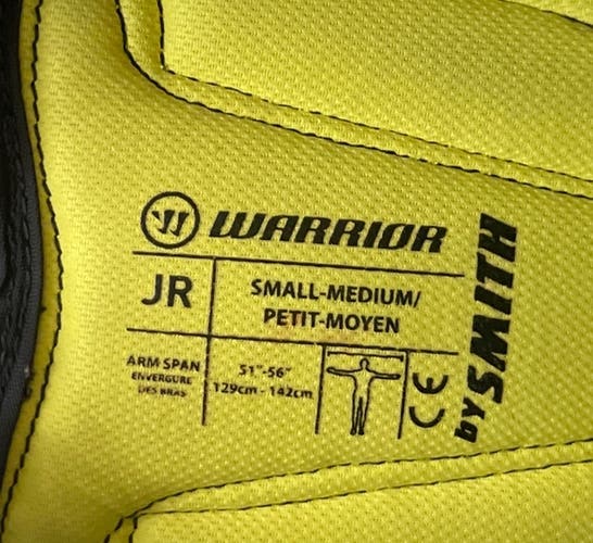 Used Small-Medium Junior Warrior Ritual GT Goalie Chest Protector