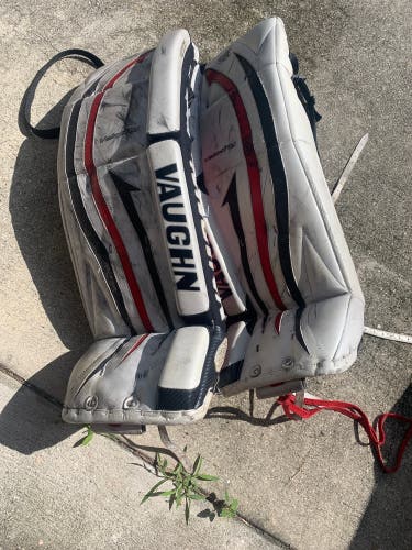 34" Vaughn Velocity 7480 Goalie Leg Pads