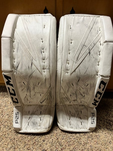 28" CCM Premier P2.5 Goalie Leg Pads