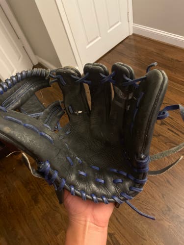 Used Infield 11.5" Baseball Glove
