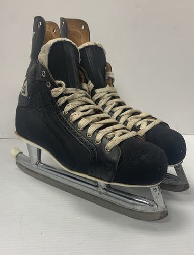 Vintage Daoust Cobra Leather Player Skates Original Box size 10 D Canada hockey