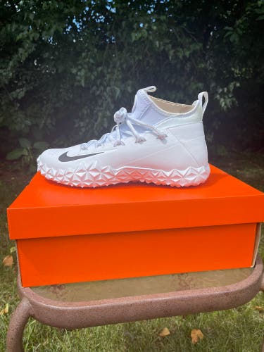 Nike Alpha Huarache Elite Turf Shoes Size 10.5