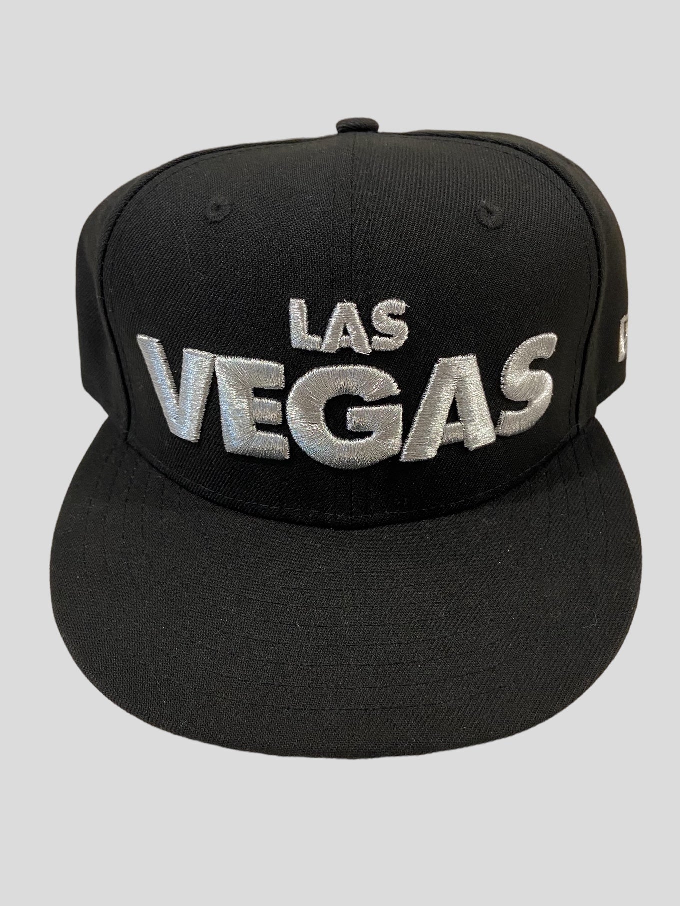 Las Vegas Raiders Hat Fitted 7 7/8 Men New Era NFL Draft 59Fifty Black Gray