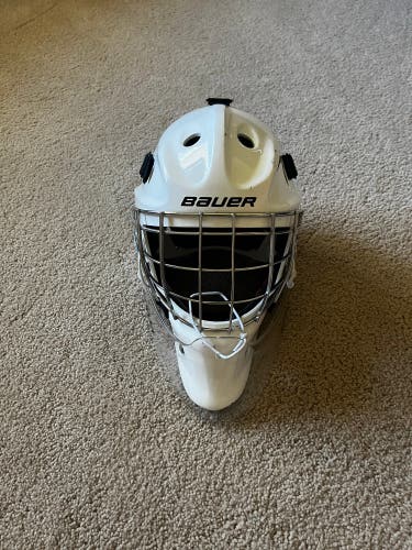 Medium Bauer Goalie Mask