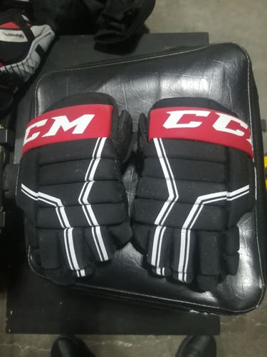 Used CCM Gloves 11"