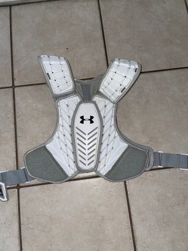Used Large Under Armour VFT Shoulder Pads