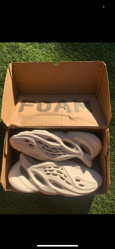 Yeezy Foam Runner Sand Brand New