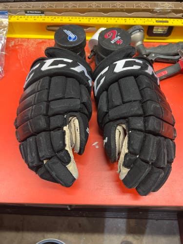 CCM 14" Pro Stock HG96 Gloves