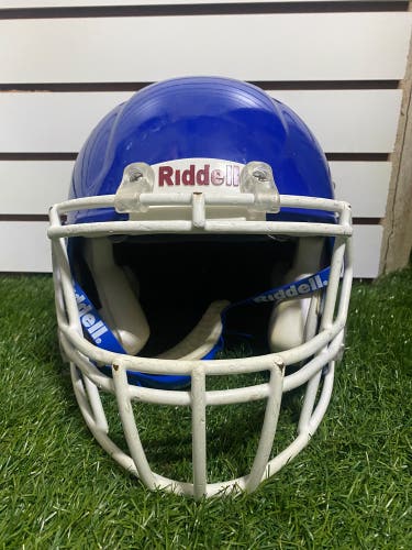 Riddell speed size medium adult 2022