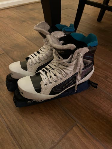 Used Bauer Regular Width Size 9 Reactor 5000 Hockey Goalie Skates