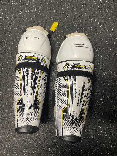 CCM Shin Pads - Sr 15"
