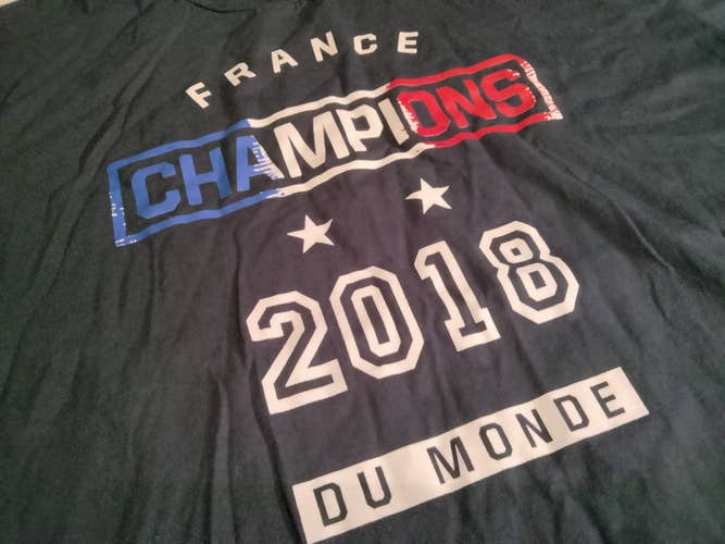 France Football (Soccer) FIFA World Cup 2018 Champions XL Blue Tee Shirt