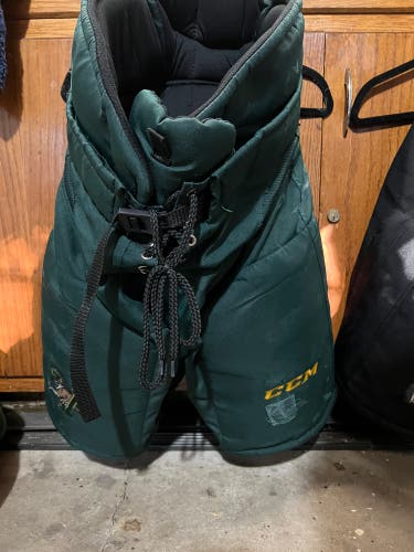 University Of Vermont Senior Medium CCM HP32 Hockey Pants