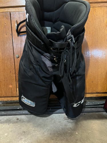 Senior Medium CCM HP32 Pro Hockey Pants