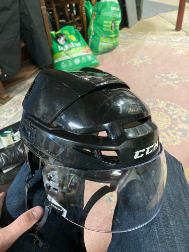 New Large CCM Pro Stock Vector V08 Helmet With Visor