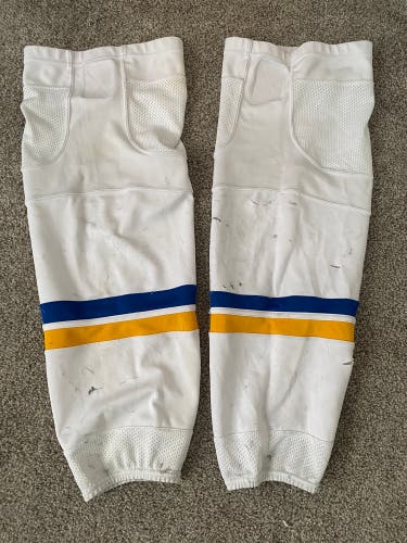 ST. LOUIS BLUES WHITE SOCKS (30)