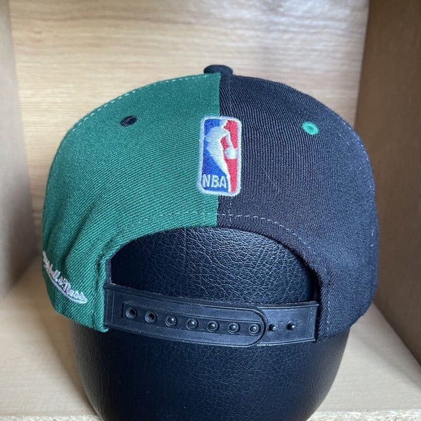 Boston Celtics Mitchell & Ness On The Block Snapback Hat - White