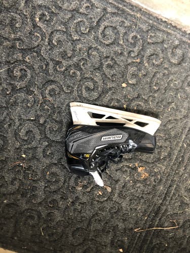 Used Bauer Regular Width Size 9.5 Supreme S27 Hockey Goalie Skates