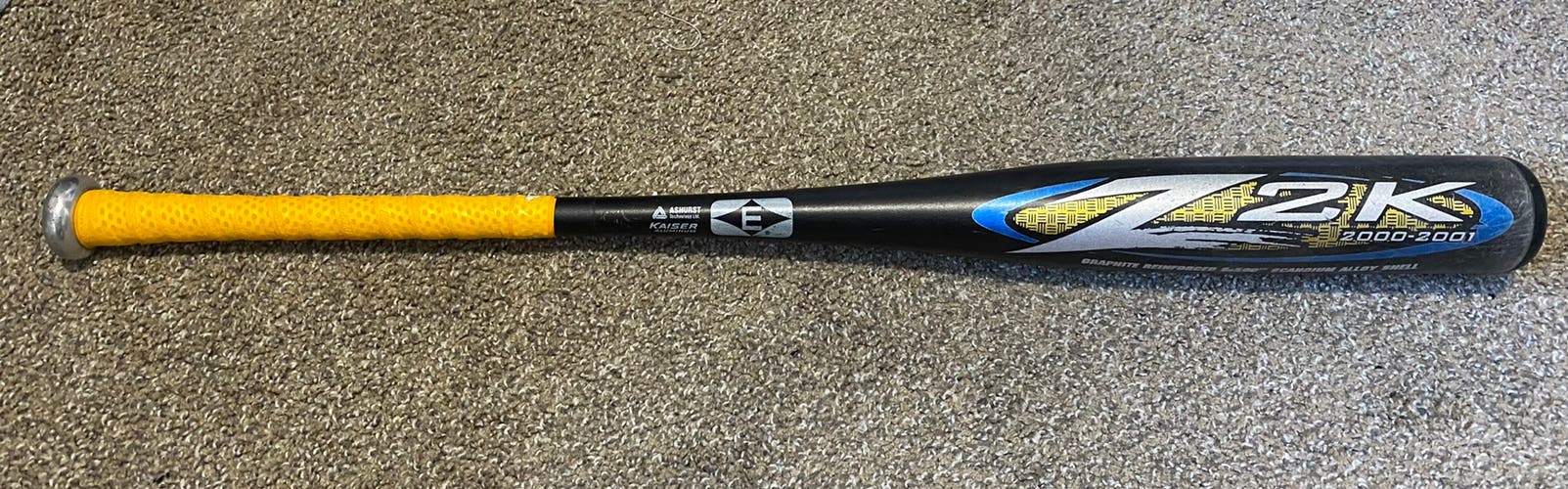 Easton Z2K ZCORE 33/28 SC500 Alloy w/New Lizard Skin Grip