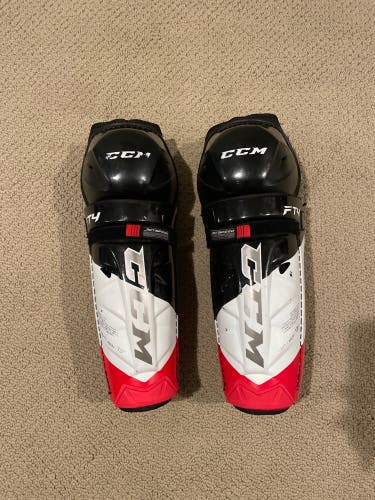 CCM Jetspeed FT4 pro Shin Pads