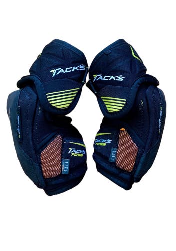 Used Large CCM Tacks 7092 Elbow Pads
